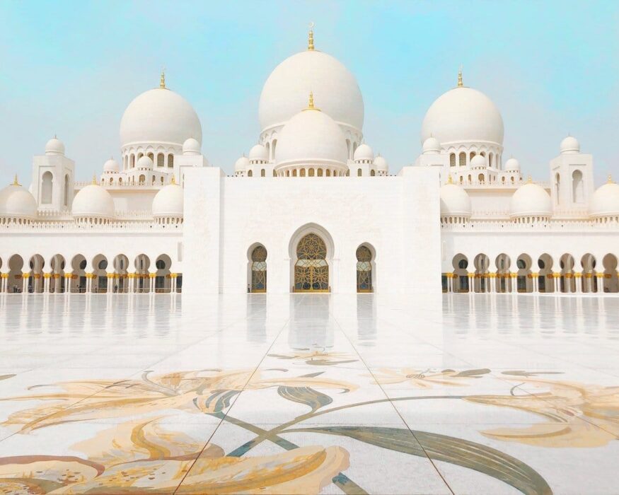 mosque.1 best places to visit in Dubai