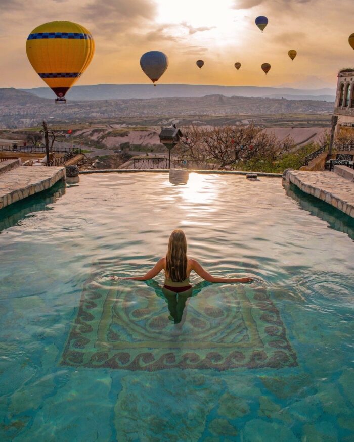 museum-hotel-balloons museum hotel