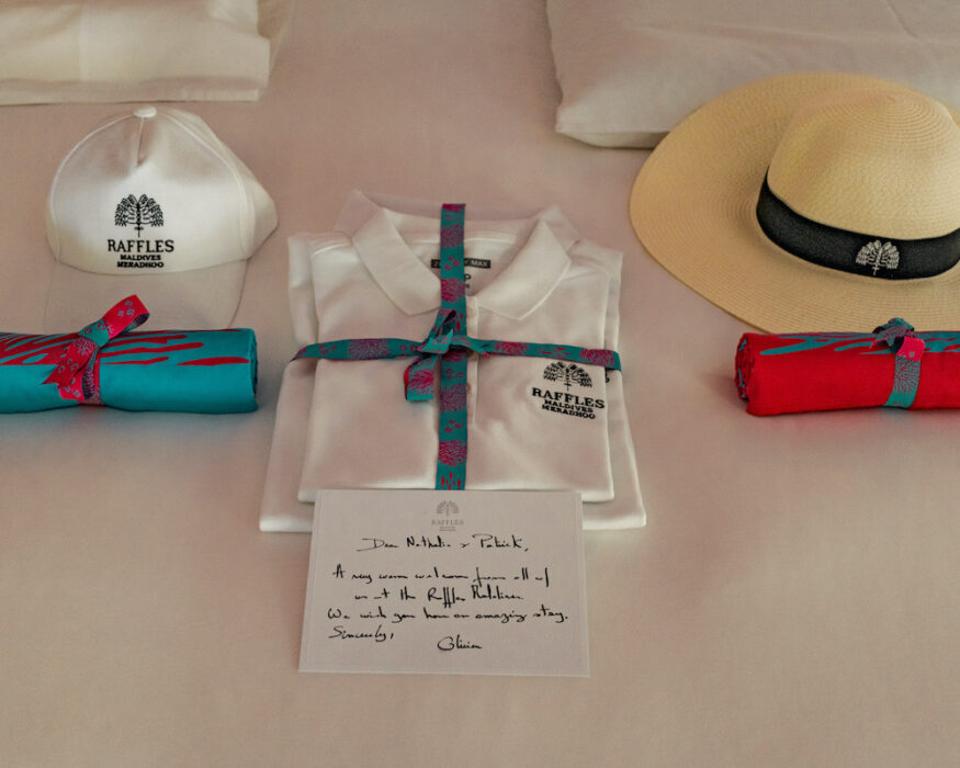 raffles-maldives-welcome-present raffles-maldives-welcome-present