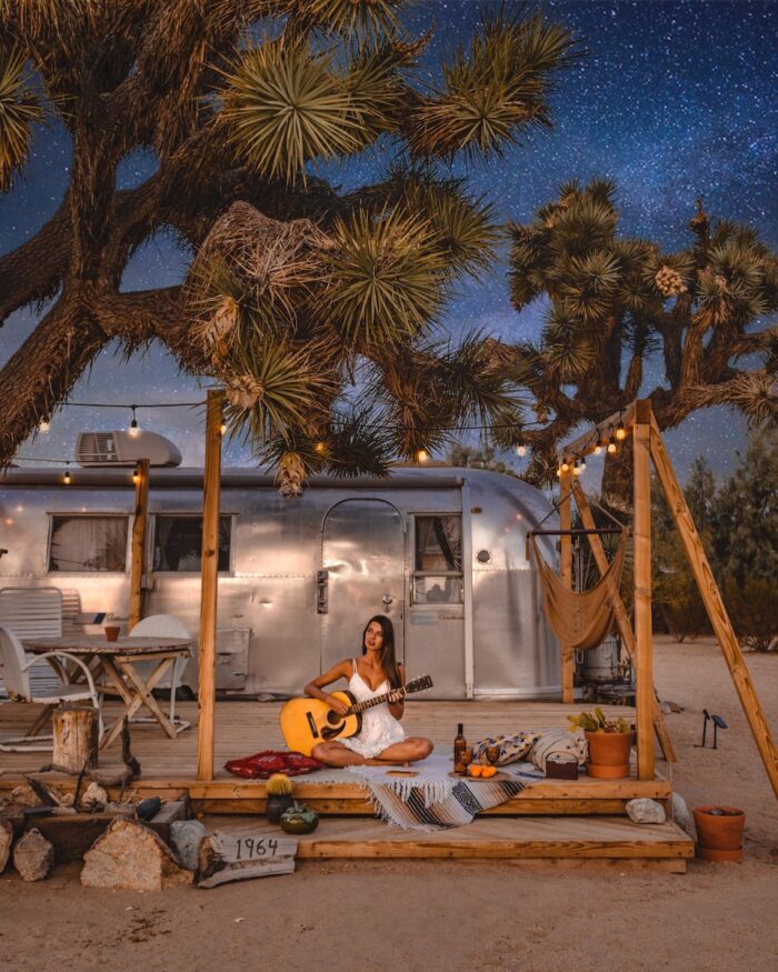 joshua-tree-airbnb-night joshua tree airbnb