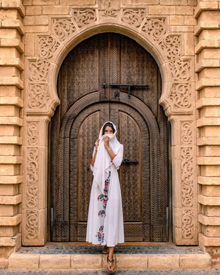 agadir-morocco-door agadir morocco woman