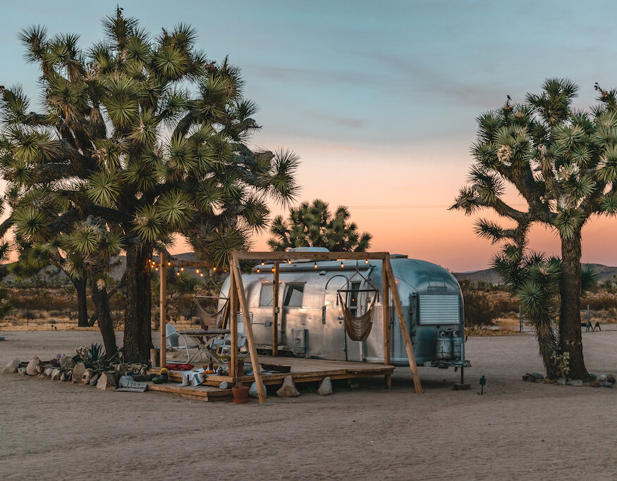 joshua-tree-airbnb-vintage-airstream-full airbnb in joshua tree