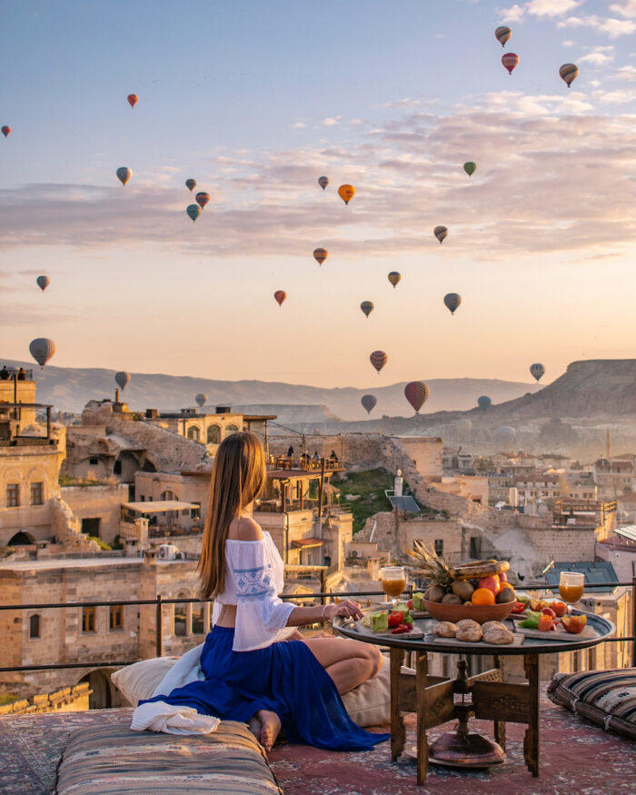 cappadocia-sultan-palace-breakfast cappadocia balloons