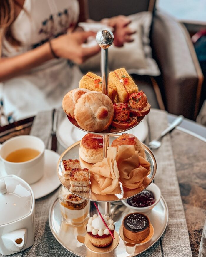ritz-carlton-hong-kong-tea-time-2 tea time