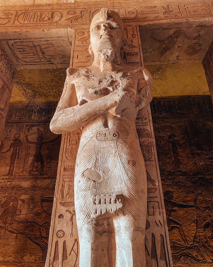 Egypt_Abu_Simbel_Ramses_Temple_inside_3 Tagesausflug Abu Simbel