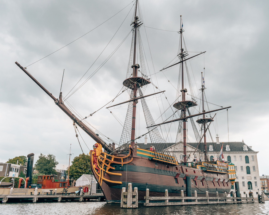 amsterdam-tipps-merchandise-ship