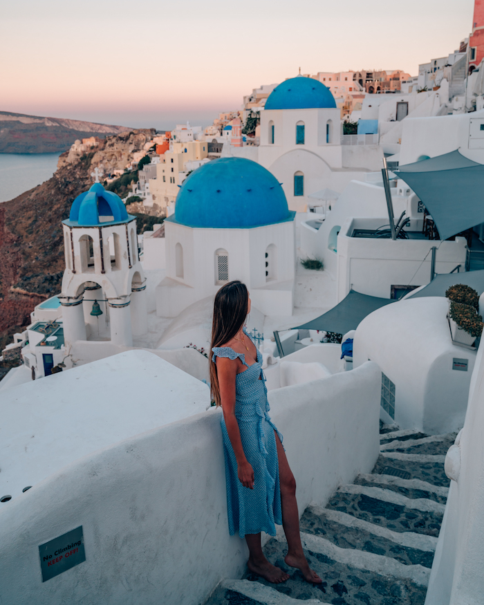 blue-domesphoto-spots-santorini
