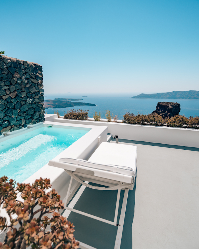grace-hotel-santorini-terrace-pool
