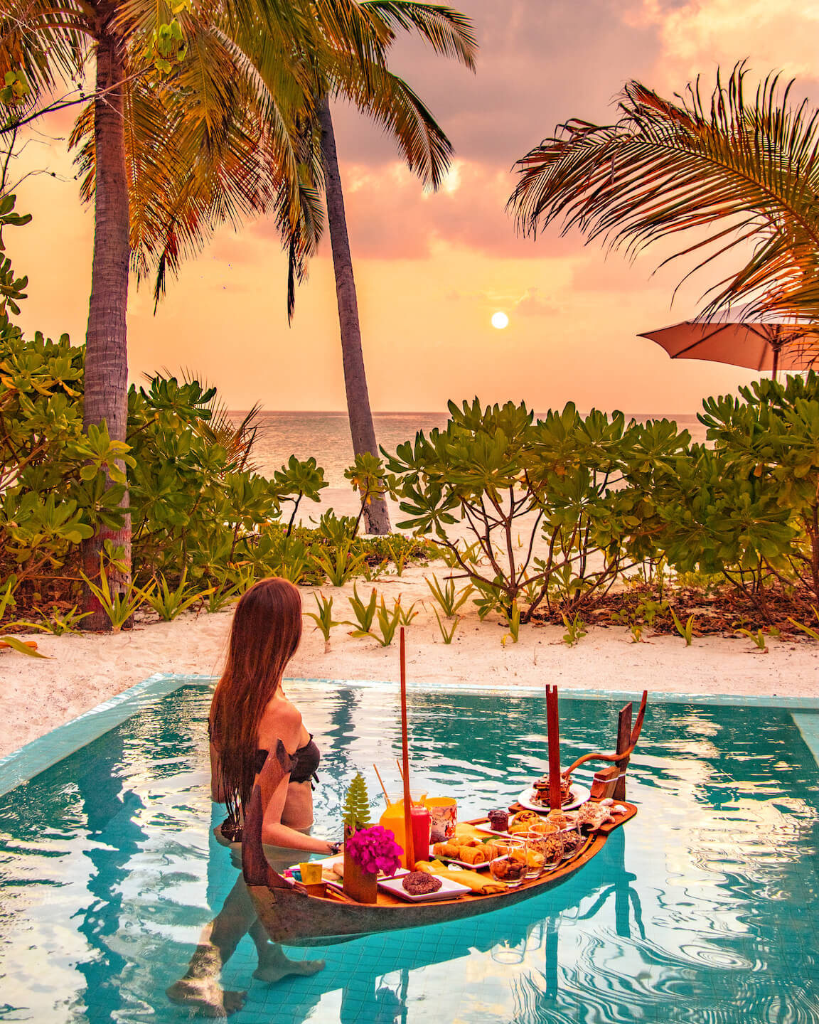 Floating Canapés sunset