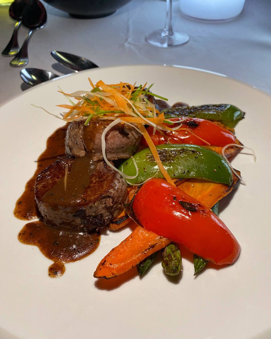 Beef Tenderloin with vegetables at the Mercure Maldives Kooddoo