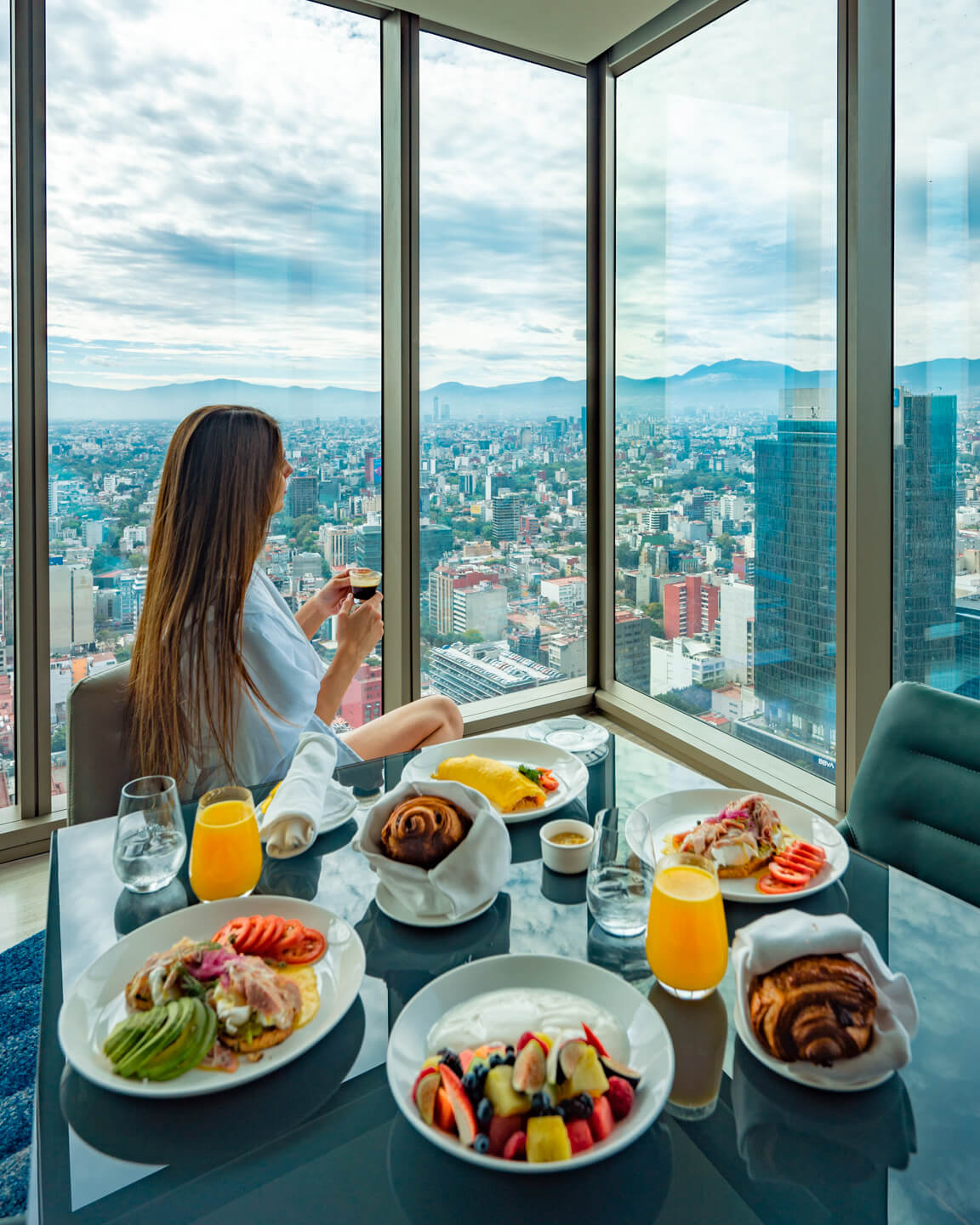 breakfast with a view over Mexico City