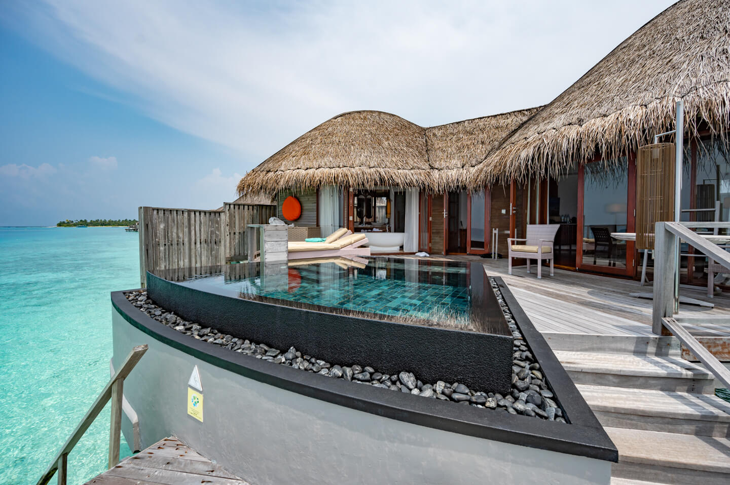 constance-halaveli-maldives-water-villa