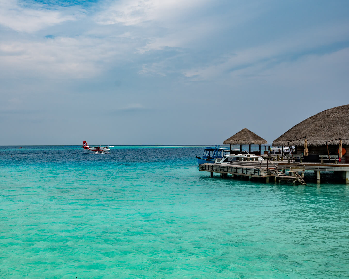 maldives-waterplane